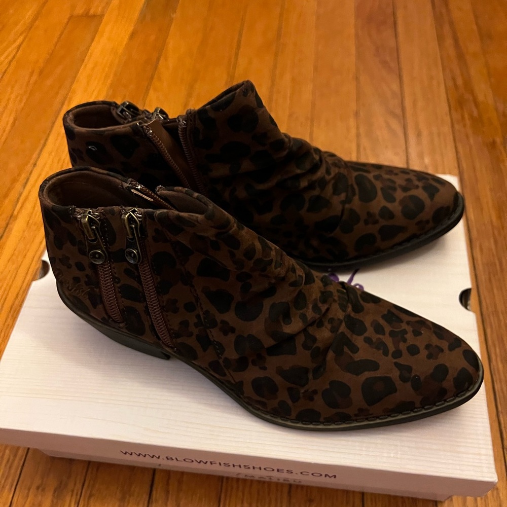 Blowfish 7.5 Brown Autumn Leopard Boots